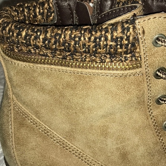 Jellypop Combat Lace Up Bootie - Picture 9 of 9